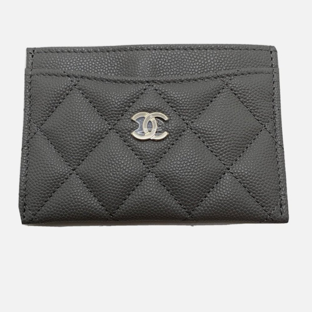Authentic Chanel Grey Classic Caviar Flat Card holder brand new